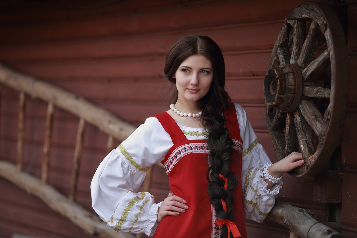 Girls in Slavic costumes in Bissau